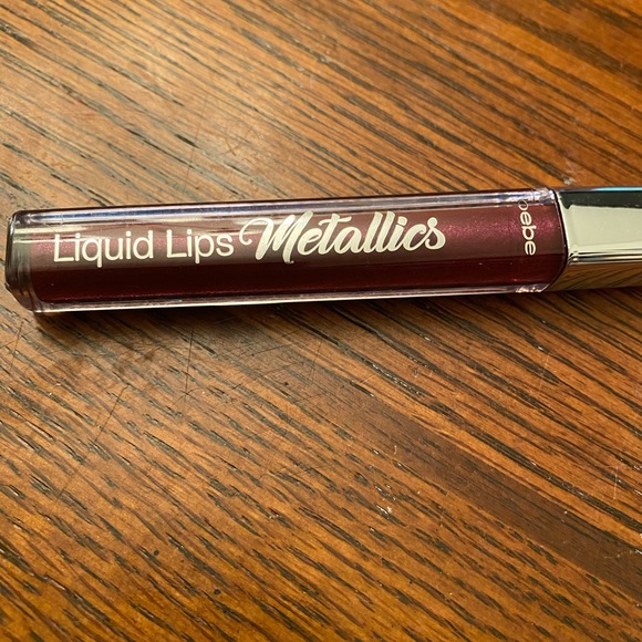 Bebe Liquid Lips - Picture 2 of 5